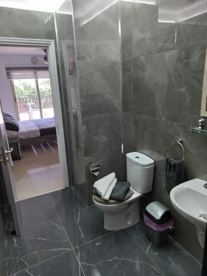 Modern Studio Apartment Armonia Court Paralimni Eksteriør billede