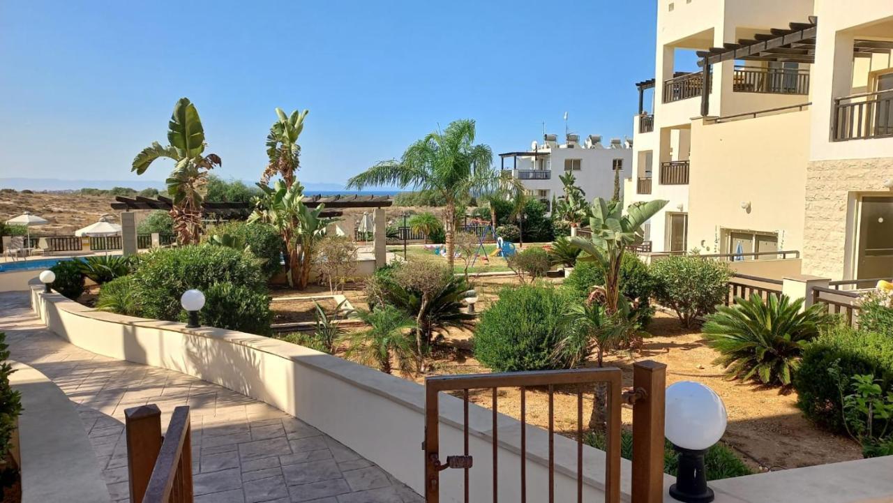 Modern Studio Apartment Armonia Court Paralimni Eksteriør billede